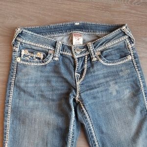 TRUE RELIGION White Stitching Straight Leg Jeans